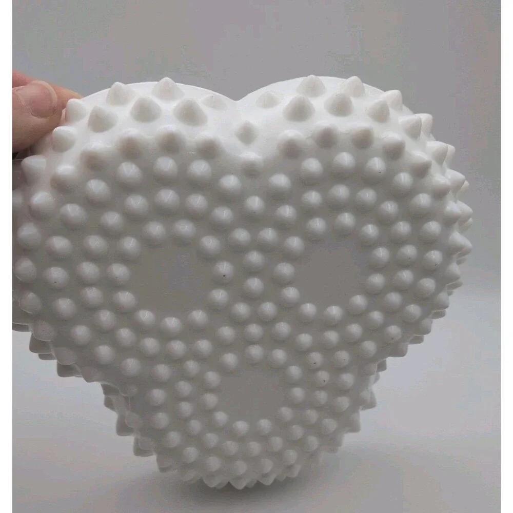 Fenton vintage hobnail